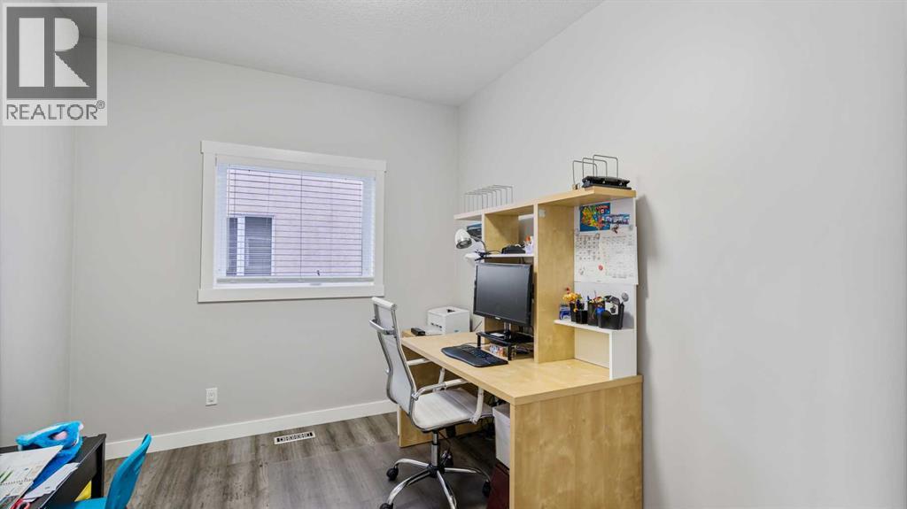 39 Mt Douglas Point Se, Calgary, Alberta  T2Z 3J6 - Photo 22 - A2303076