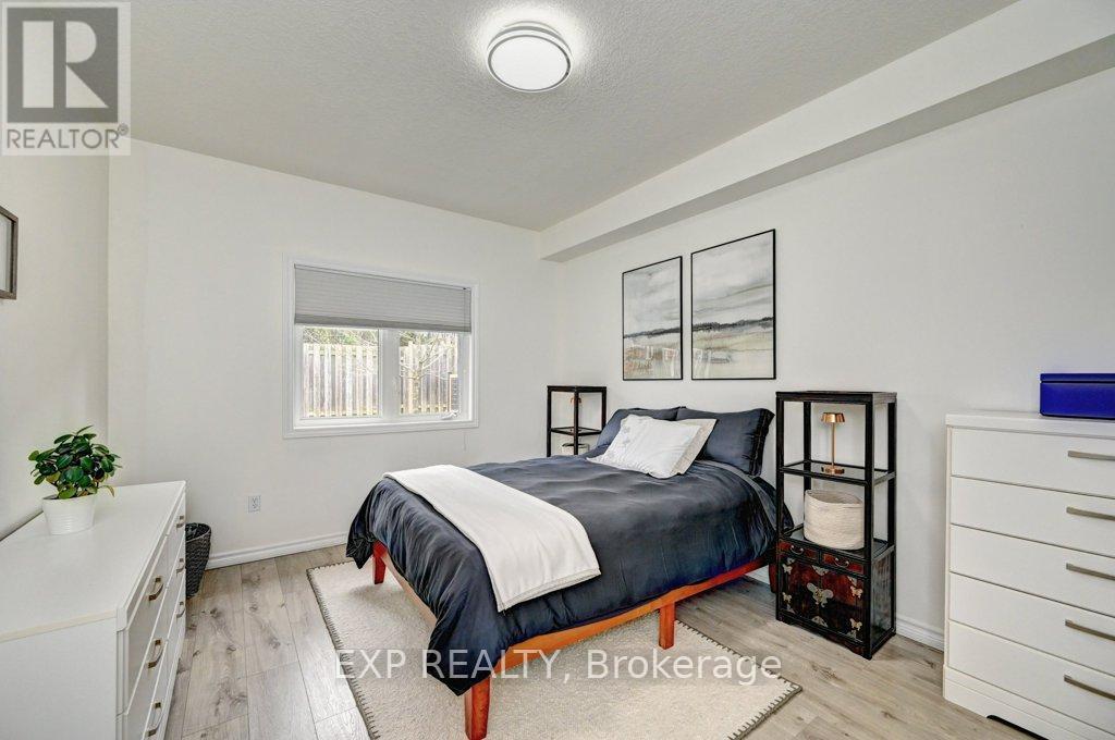 795 Laurelwood Drive, Waterloo, Ontario  N2V 0A3 - Photo 18 - X13016422