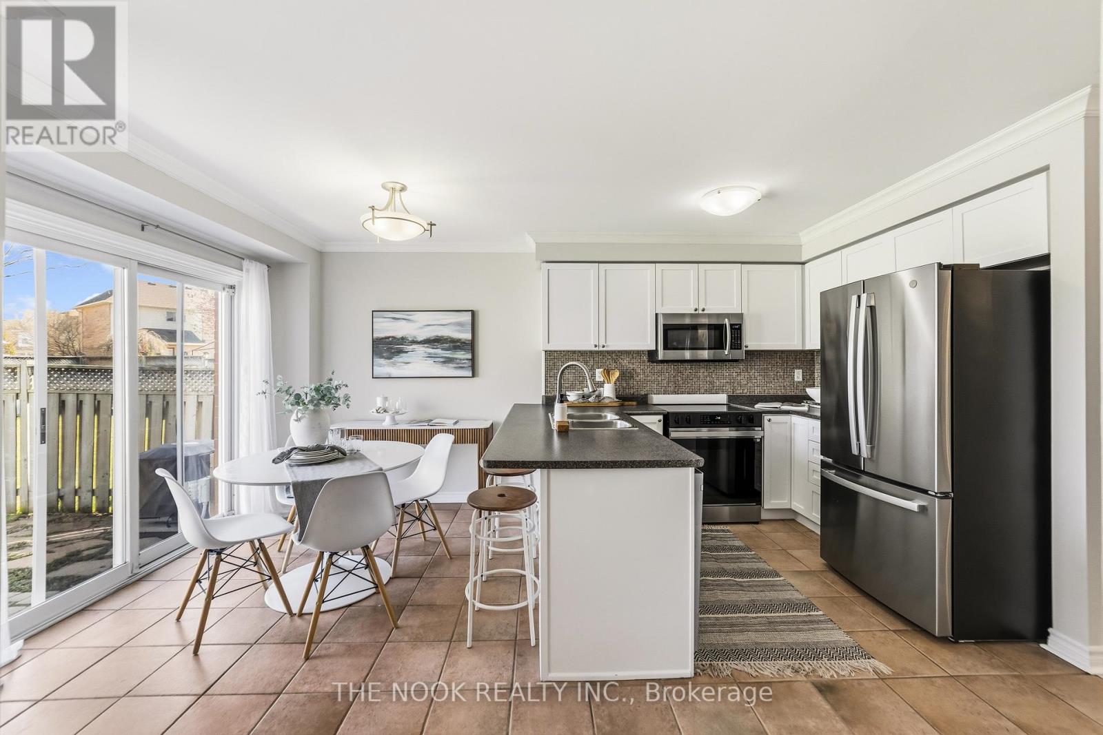 1556 Harwood Drive, Milton (Cl Clarke), Ontario  L9T 5K1 - Photo 11 - W13016528