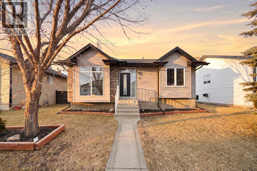 115 Kirkland Close, Red Deer, Alberta  T4P 4A4 - Photo 1 - A2301743