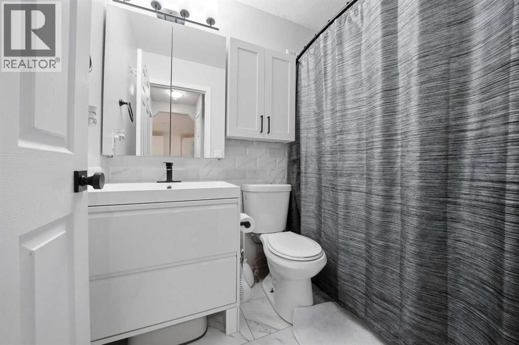 115 Kirkland Close, Red Deer, Alberta  T4P 4A4 - Photo 16 - A2301743