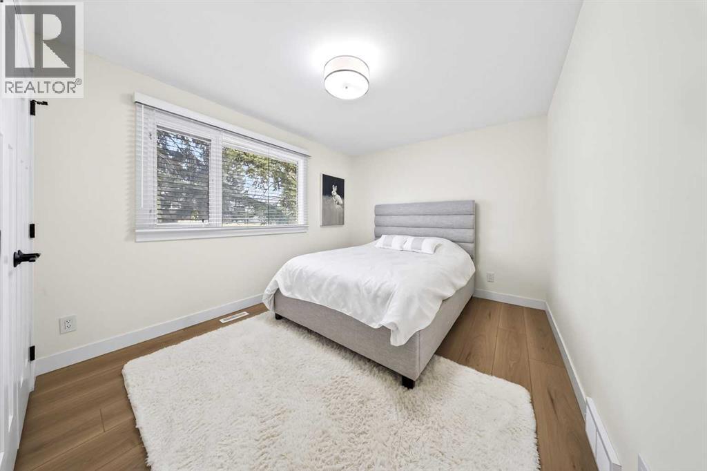 5219 Valiant Drive Nw, Calgary, Alberta  T3A 0Y6 - Photo 9 - A2302094