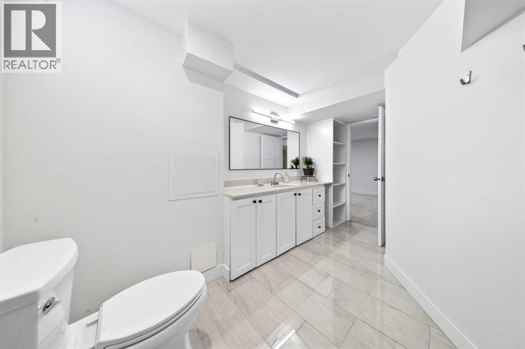 5219 Valiant Drive Nw, Calgary, Alberta  T3A 0Y6 - Photo 18 - A2302094