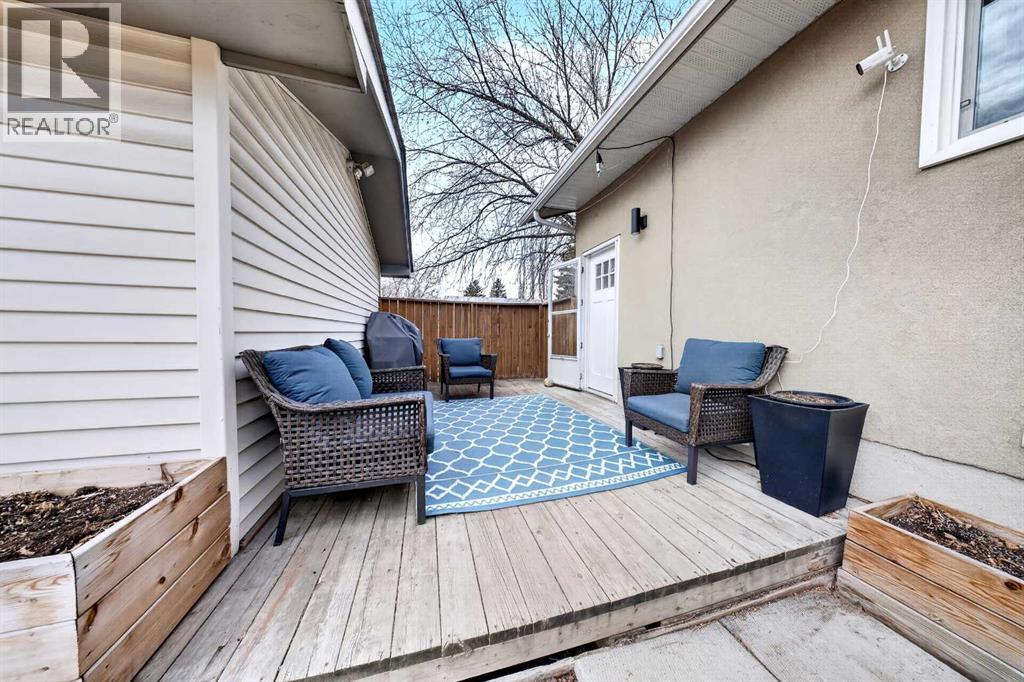 5219 Valiant Drive Nw, Calgary, Alberta  T3A 0Y6 - Photo 23 - A2302094