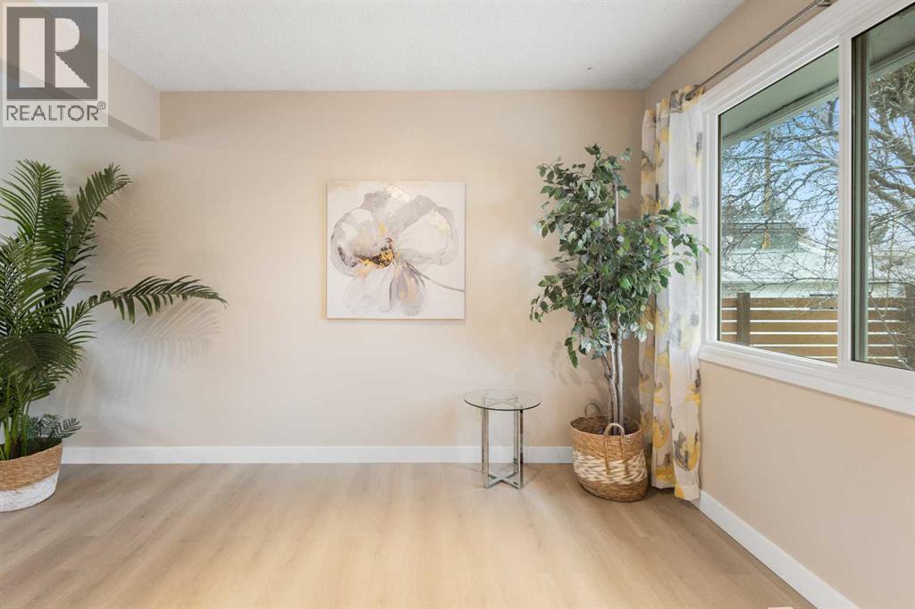 4823 Vanguard Road Nw, Calgary, Alberta  T3A 0R5 - Photo 4 - A2302774