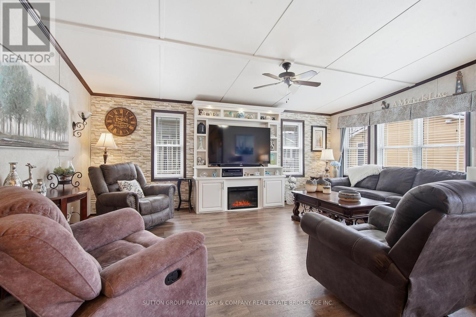 142 - 22790 Amiens Road, Middlesex Centre, Ontario  N0L 1R0 - Photo 5 - X13016518