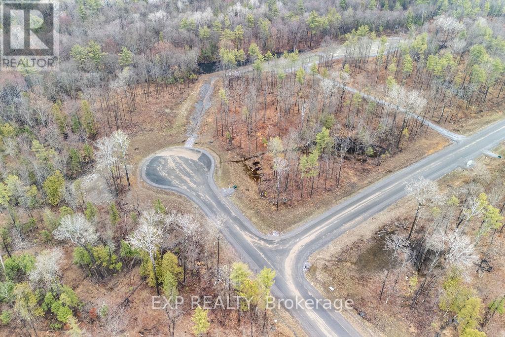 01 BLACK SPRUCE COURT, Greater Madawaska, Ontario