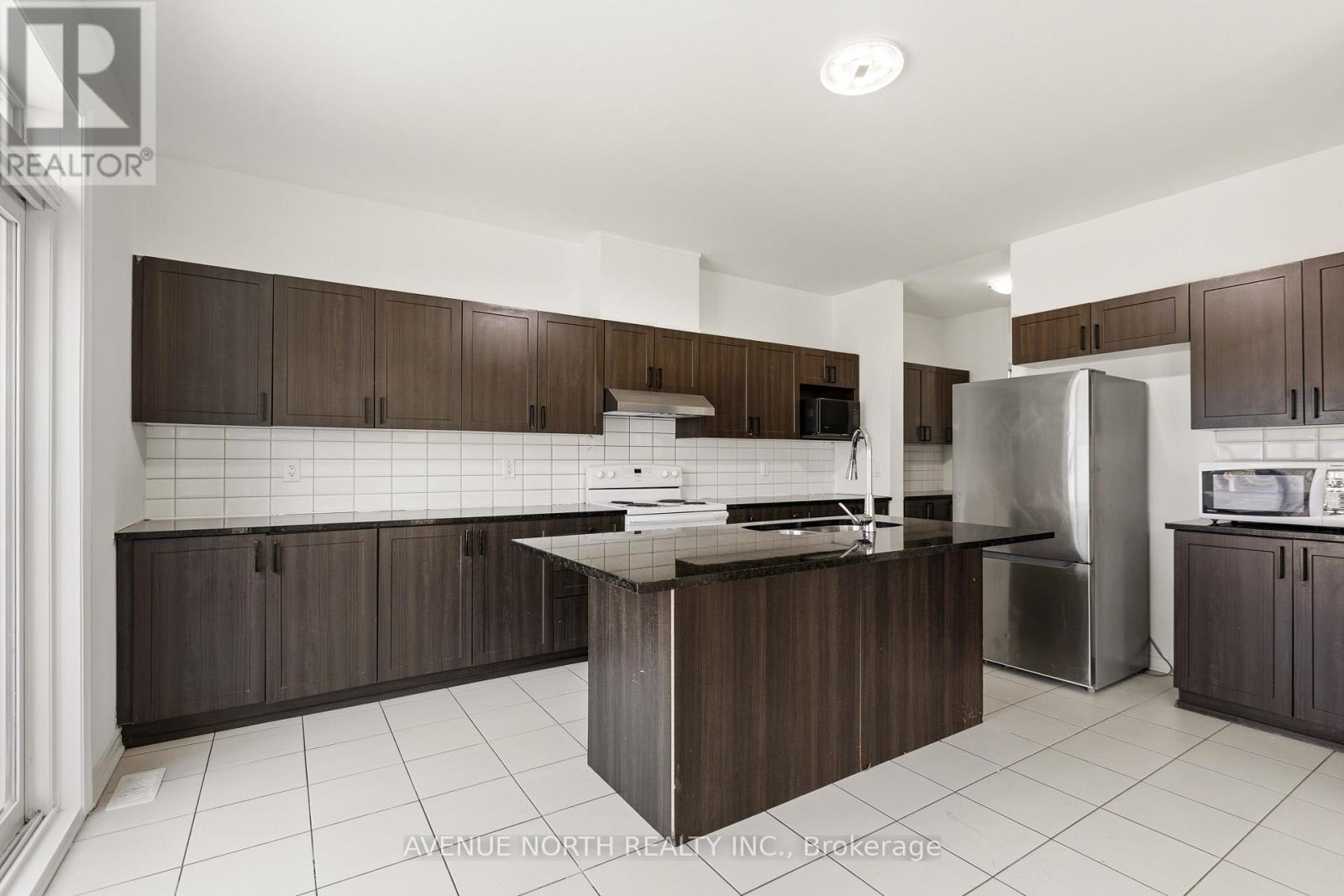 36 Dun Skipper Drive, Ottawa, Ontario  K1X 0J3 - Photo 19 - X13016450