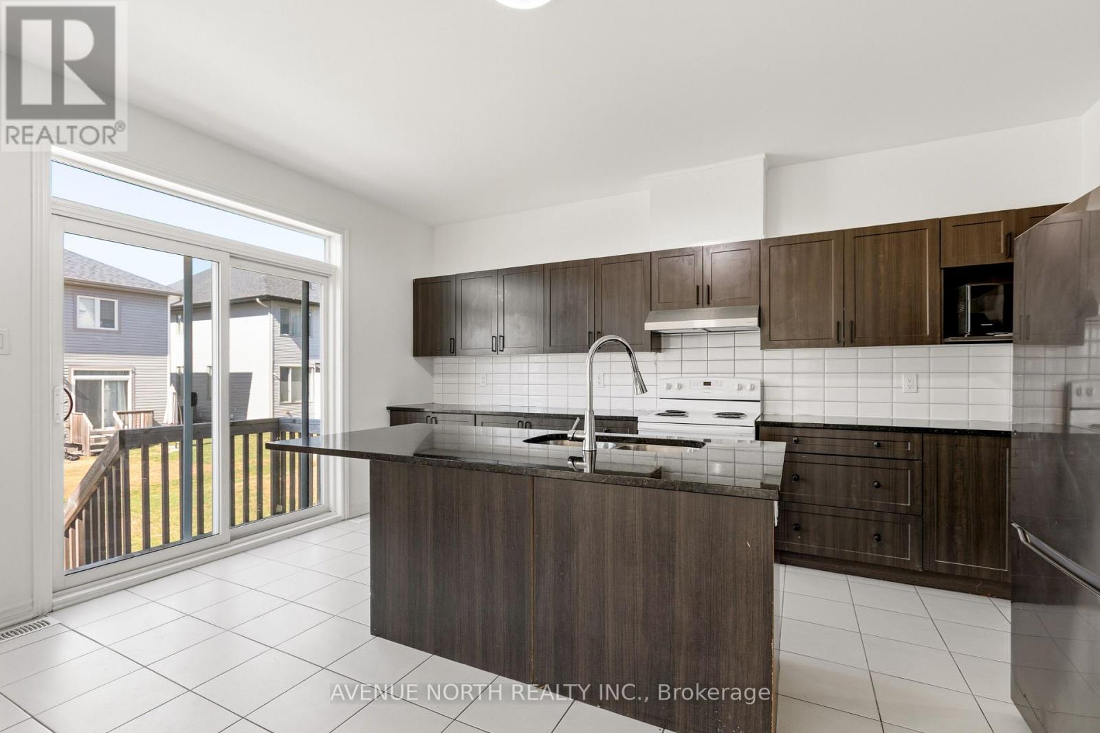 36 Dun Skipper Drive, Ottawa, Ontario  K1X 0J3 - Photo 20 - X13016450