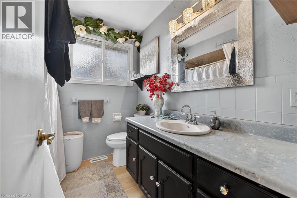 249 Lloyminn Avenue, Ancaster, Ontario  L9G 4C4 - Photo 27 - 40822133