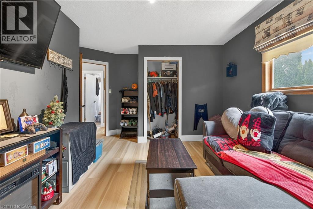 249 Lloyminn Avenue, Ancaster, Ontario  L9G 4C4 - Photo 36 - 40822133