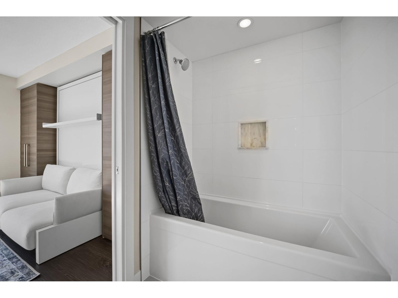 2901 13398 104 Avenue, Surrey, British Columbia  V3T 1V6 - Photo 19 - R3109056