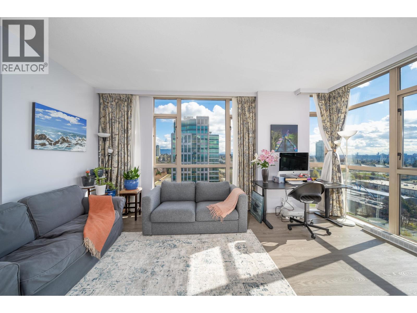 1606 6888 Station Hill Drive, Burnaby, British Columbia  V3N 4X5 - Photo 4 - R3110978