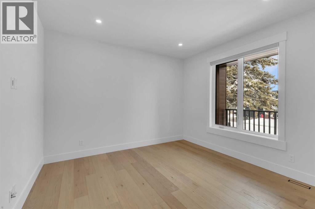 30 Roselawn Crescent Nw, Calgary, Alberta  T2K 1K6 - Photo 34 - A2296751