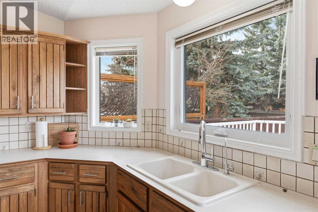 427 Woodbine Boulevard SW, Calgary, Alberta  T2W 4G9 - Photo 23 - A2302139