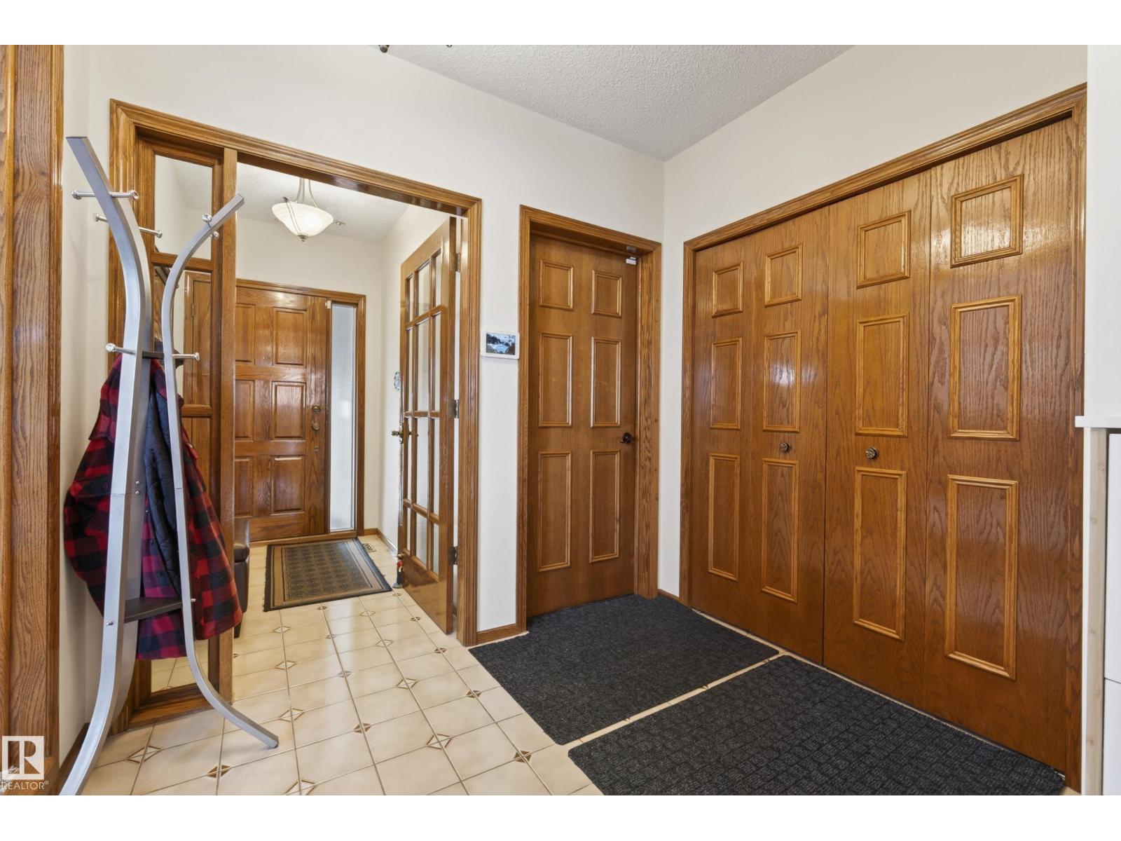 9912 162 Av Nw, Edmonton, Alberta  T5X 5M4 - Photo 12 - E4483073