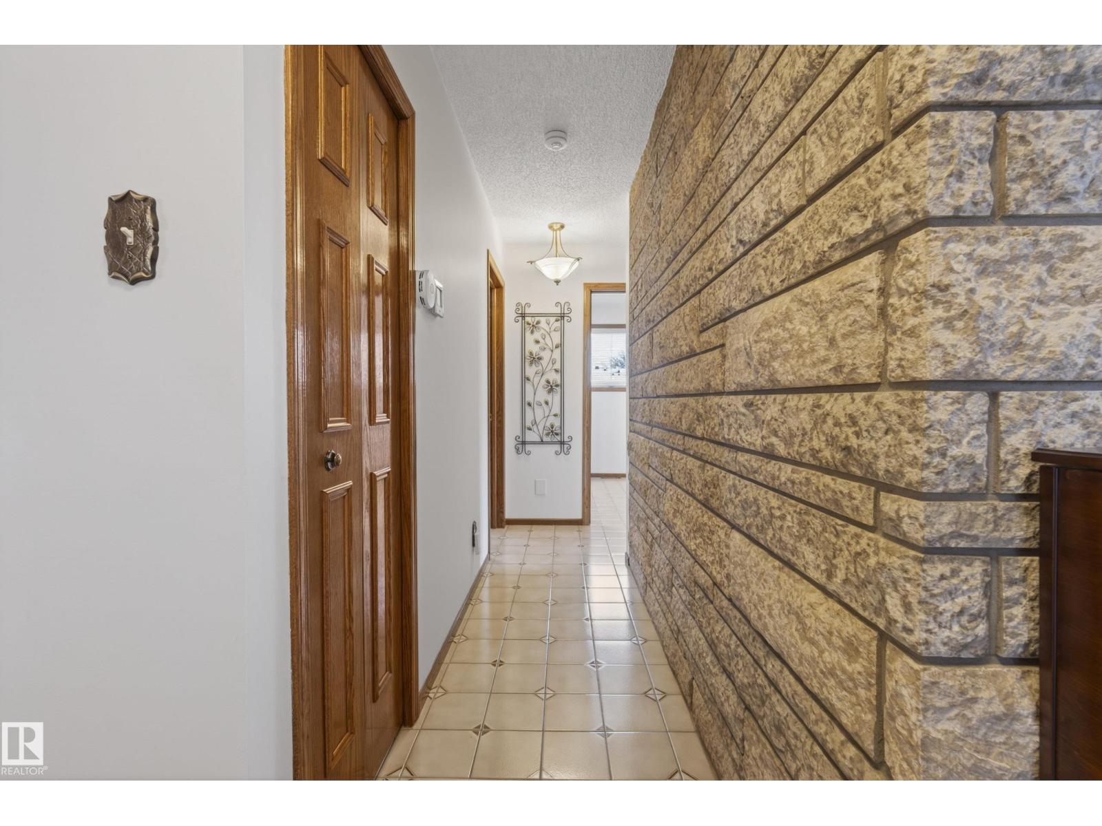 9912 162 Av Nw, Edmonton, Alberta  T5X 5M4 - Photo 26 - E4483073