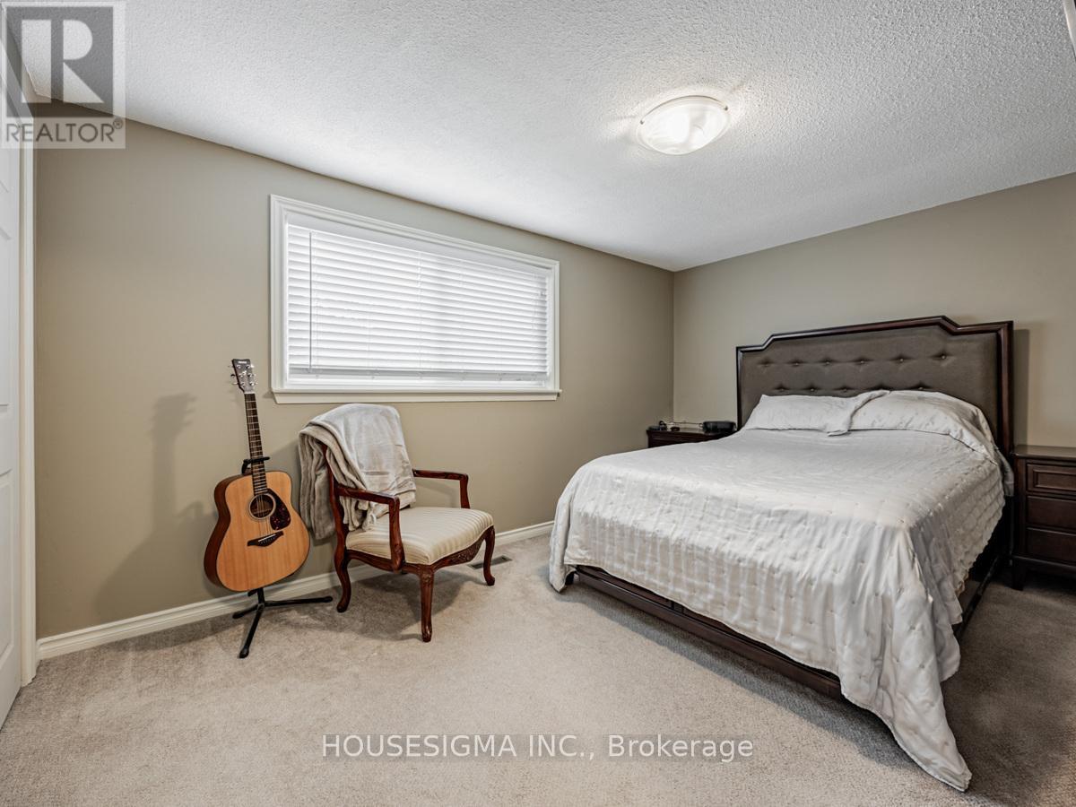 1379 Orlando Court, Oshawa, Ontario  L1G 6T8 - Photo 29 - E13016492