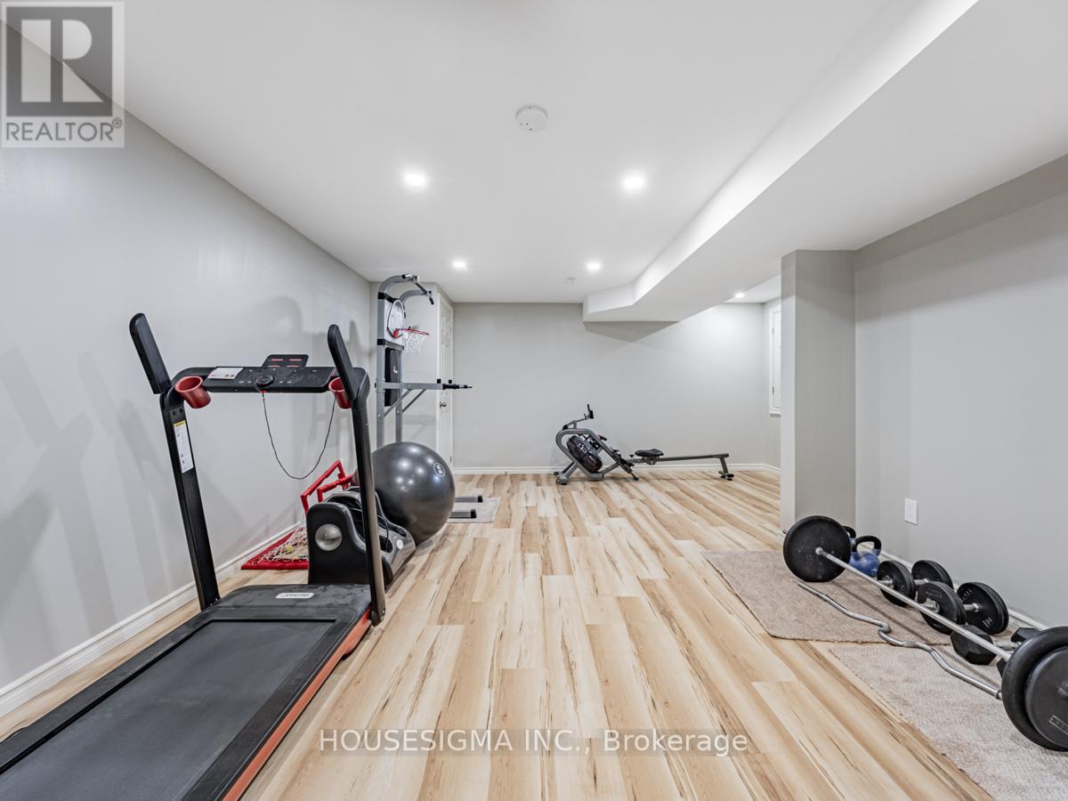 1379 Orlando Court, Oshawa, Ontario  L1G 6T8 - Photo 33 - E13016492