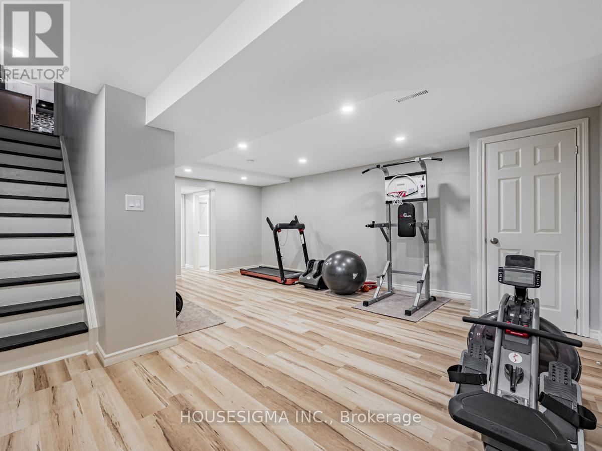 1379 Orlando Court, Oshawa, Ontario  L1G 6T8 - Photo 34 - E13016492