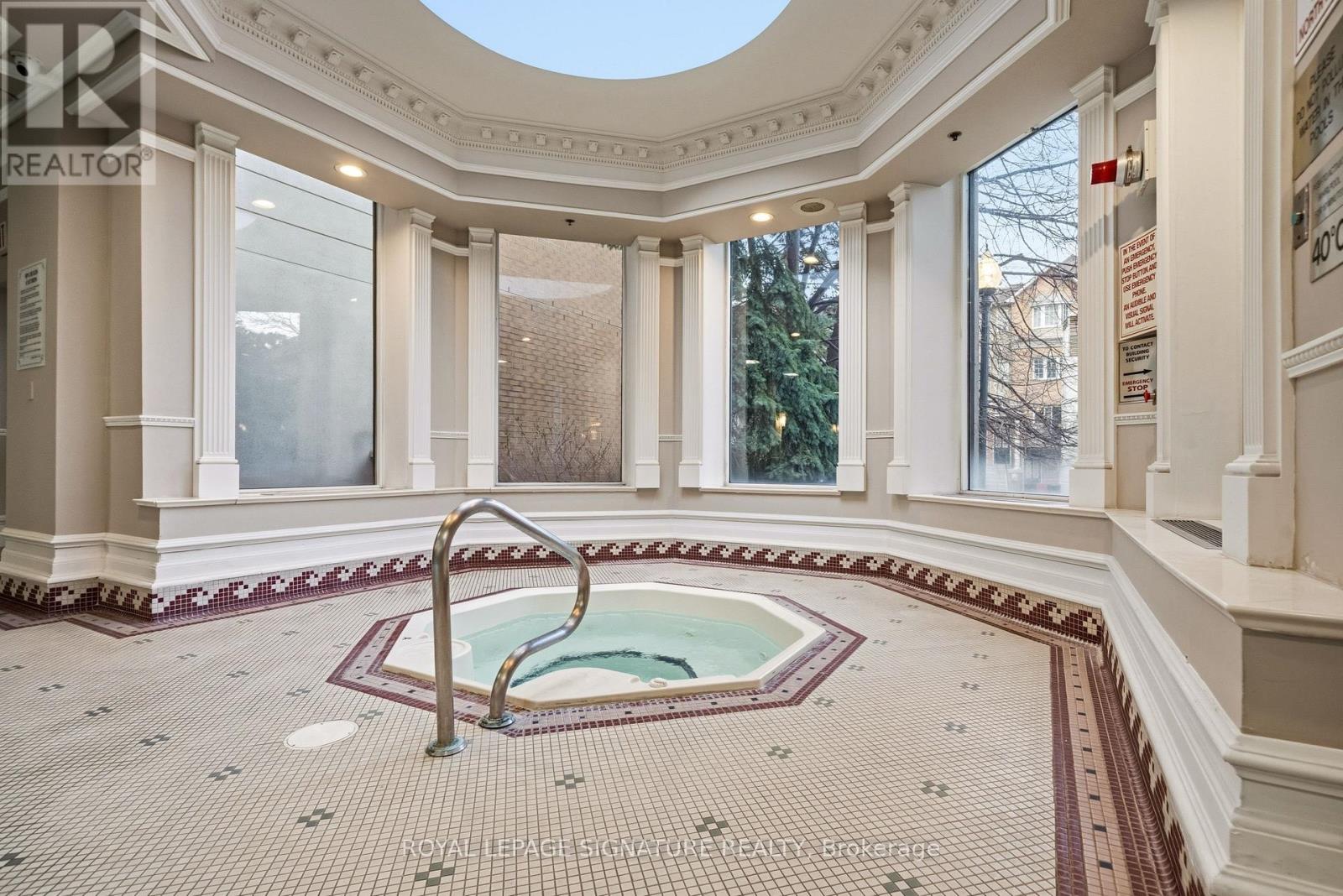 2217 - 18 Sommerset Way, Toronto, Ontario  M2N 6X5 - Photo 23 - C13008628