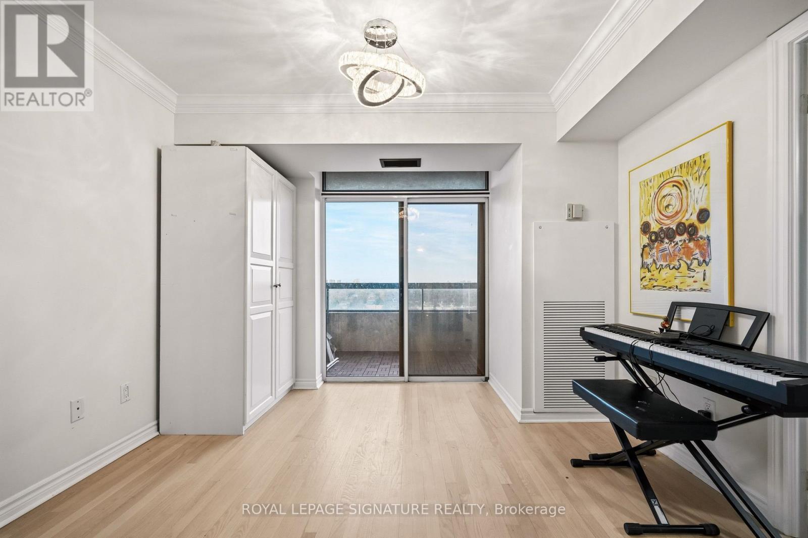 2217 - 18 Sommerset Way, Toronto, Ontario  M2N 6X5 - Photo 16 - C13008628