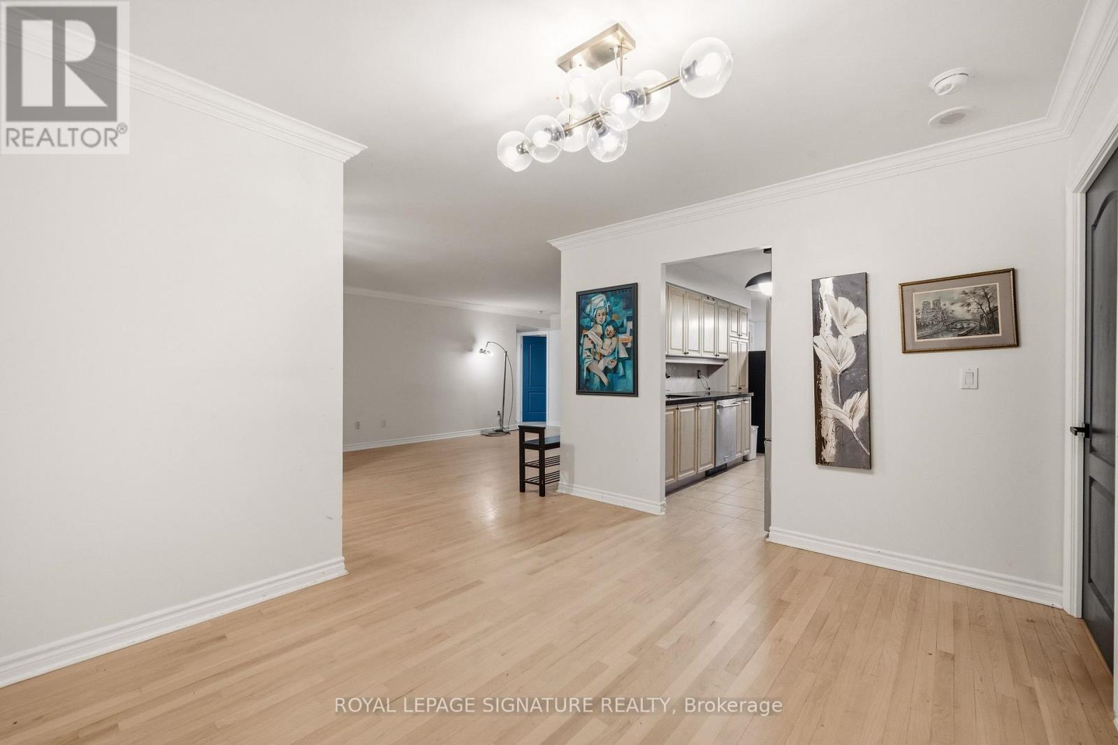 2217 - 18 Sommerset Way, Toronto, Ontario  M2N 6X5 - Photo 9 - C13008628