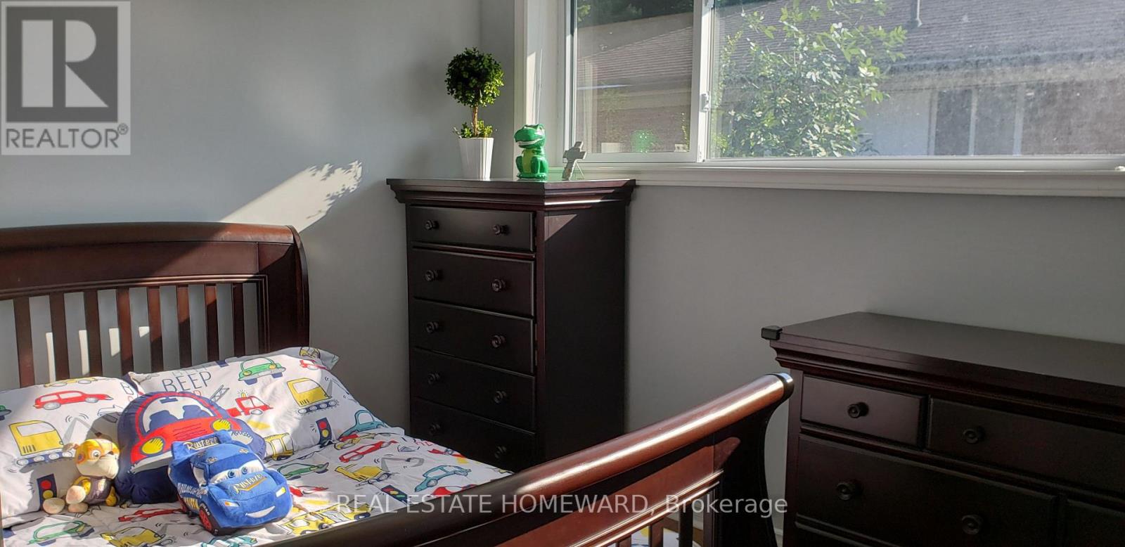 4 Moorecroft Crescent, Toronto, Ontario  M1K 3V1 - Photo 7 - E12539392