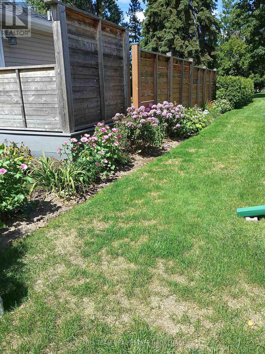 142 Oriole Drive, East Gwillimbury, Ontario  L9N 1G9 - Photo 50 - N12895022