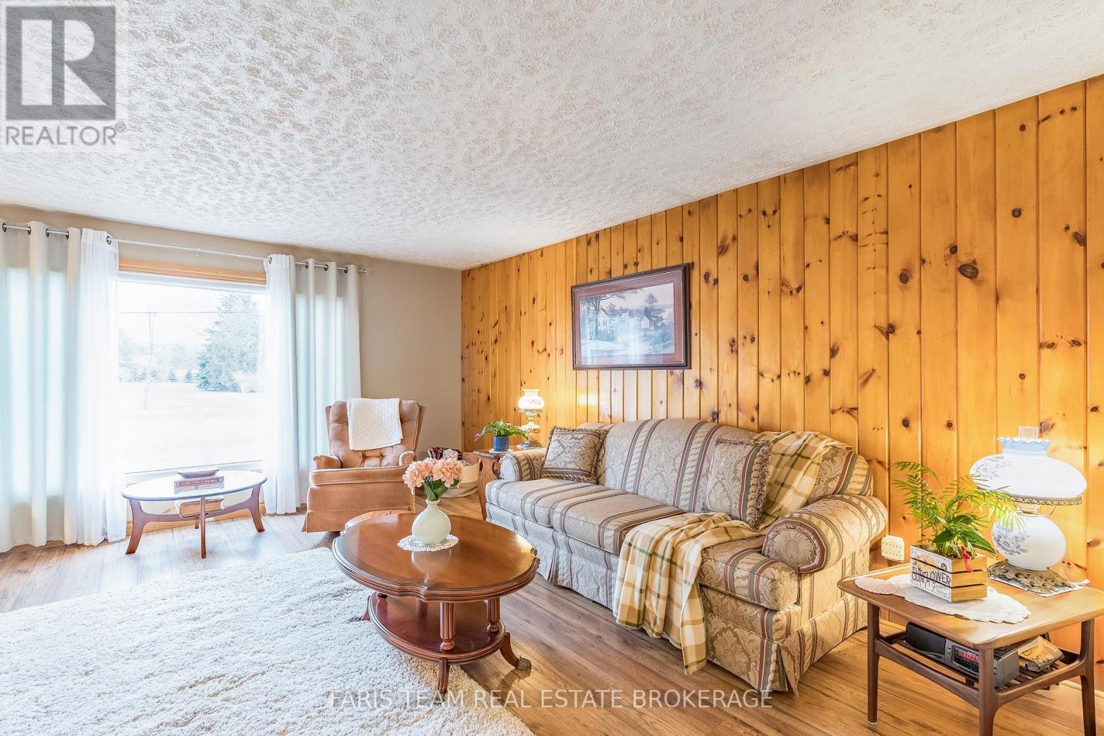 142 Oriole Drive, East Gwillimbury, Ontario  L9N 1G9 - Photo 20 - N12895022