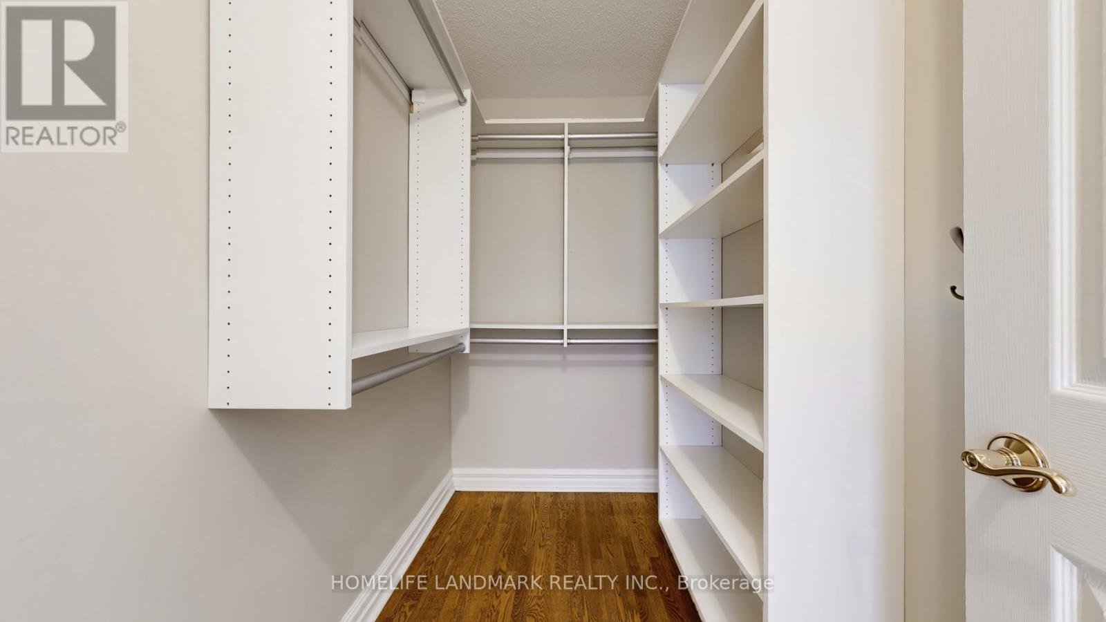 2108 Arbourview Drive, Oakville, Ontario  L6M 3P3 - Photo 22 - W12837730