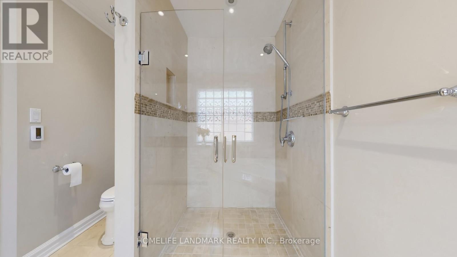 2108 Arbourview Drive, Oakville, Ontario  L6M 3P3 - Photo 20 - W12837730