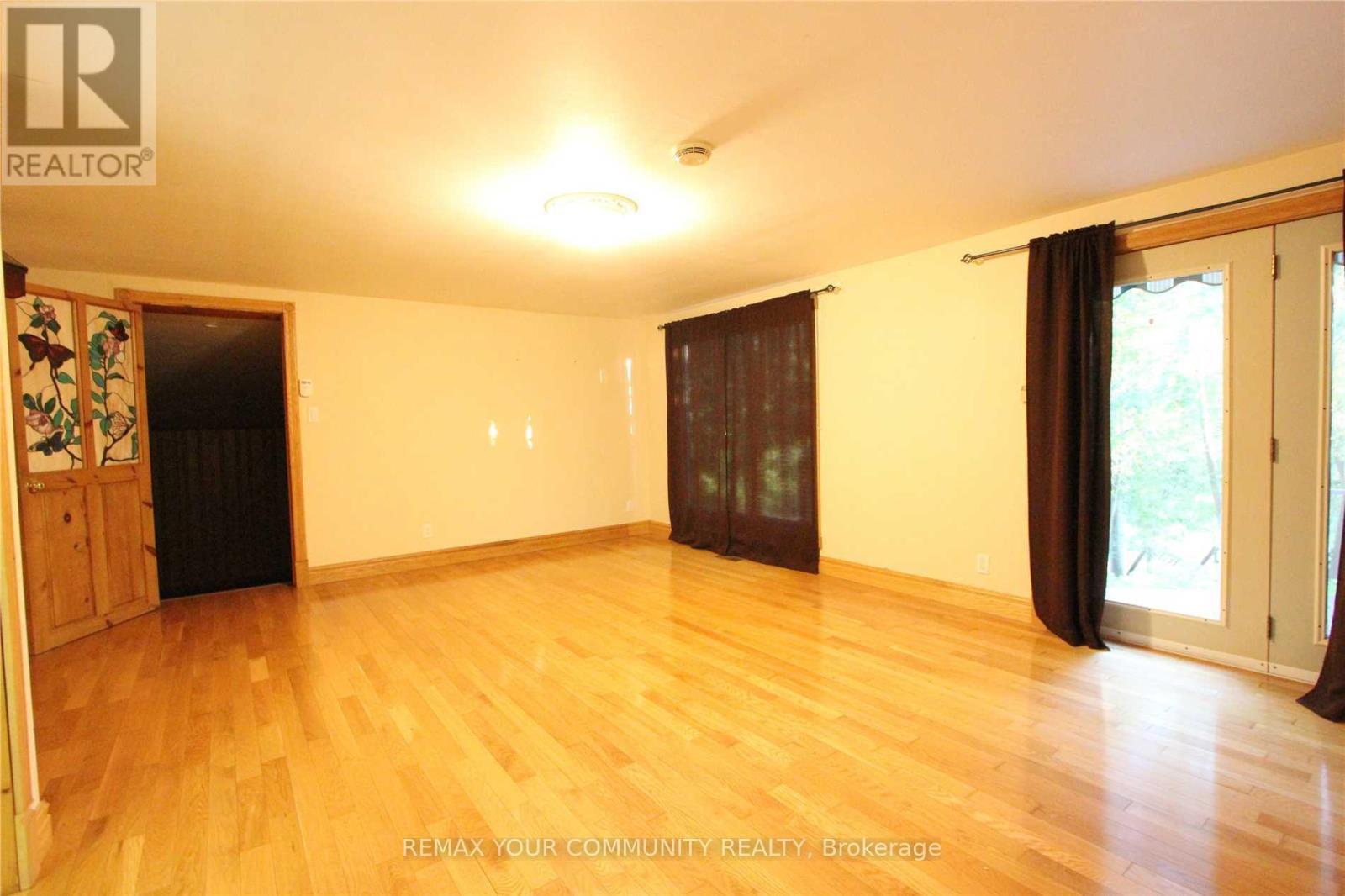 184 Riverbank Drive, Georgina, Ontario  L0E 1N0 - Photo 4 - N13016516