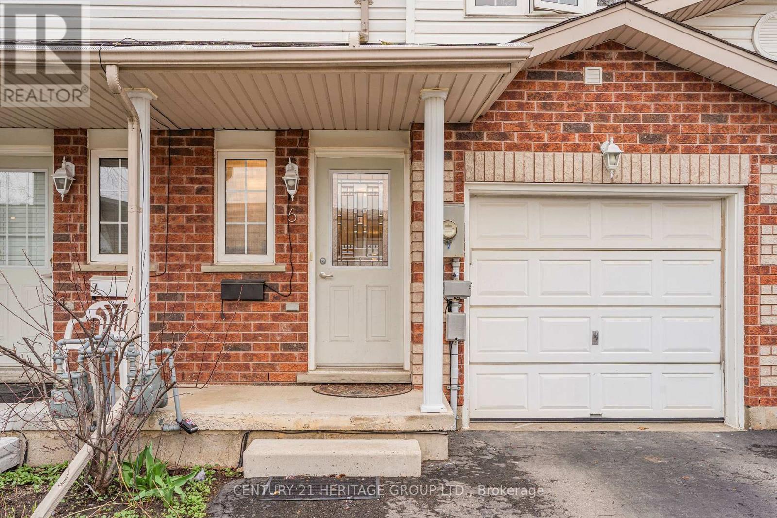 6 - 317 Mill Street, Kitchener, Ontario  N2M 3R8 - Photo 2 - X13005758