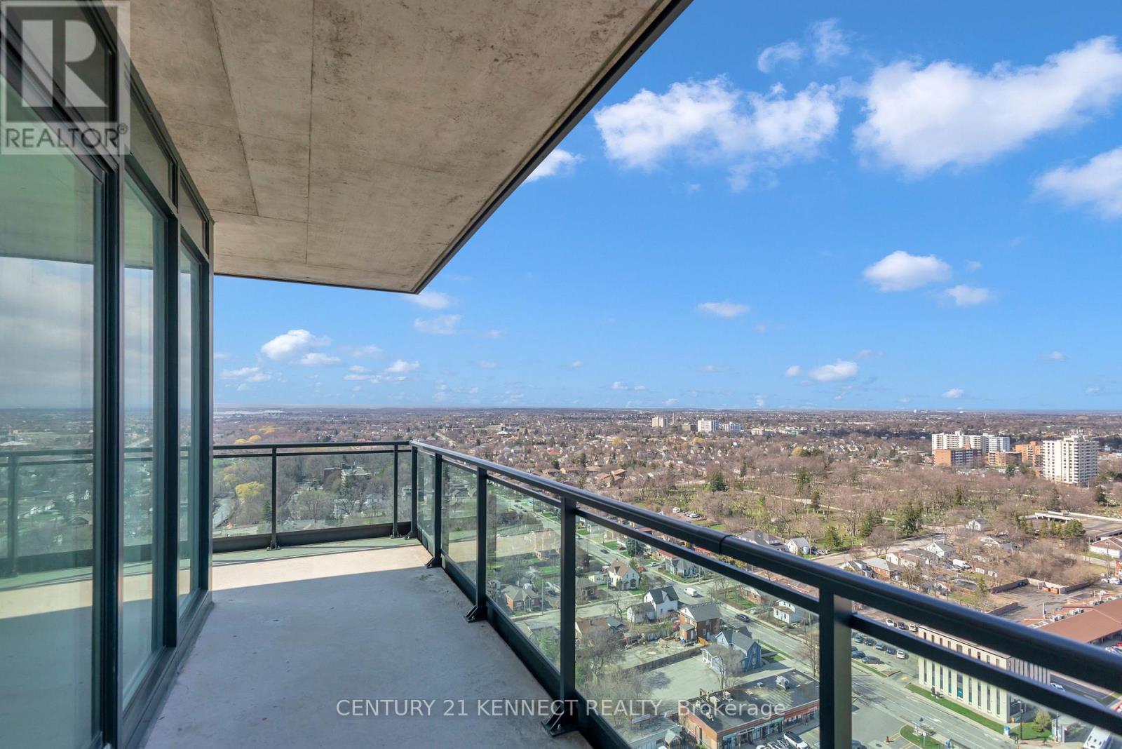 2408 - 100 John Street, Brampton, Ontario  L6N 2S8 - Photo 23 - W13016448