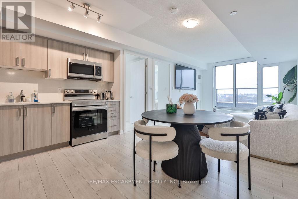 606 - 556 Marlee Avenue, Toronto, Ontario  M6B 0B1 - Photo 12 - W13016466