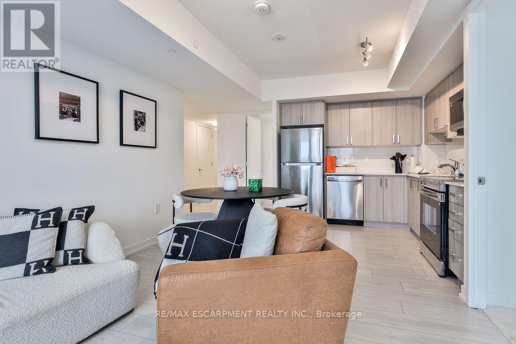 606 - 556 Marlee Avenue, Toronto, Ontario  M6B 0B1 - Photo 13 - W13016466