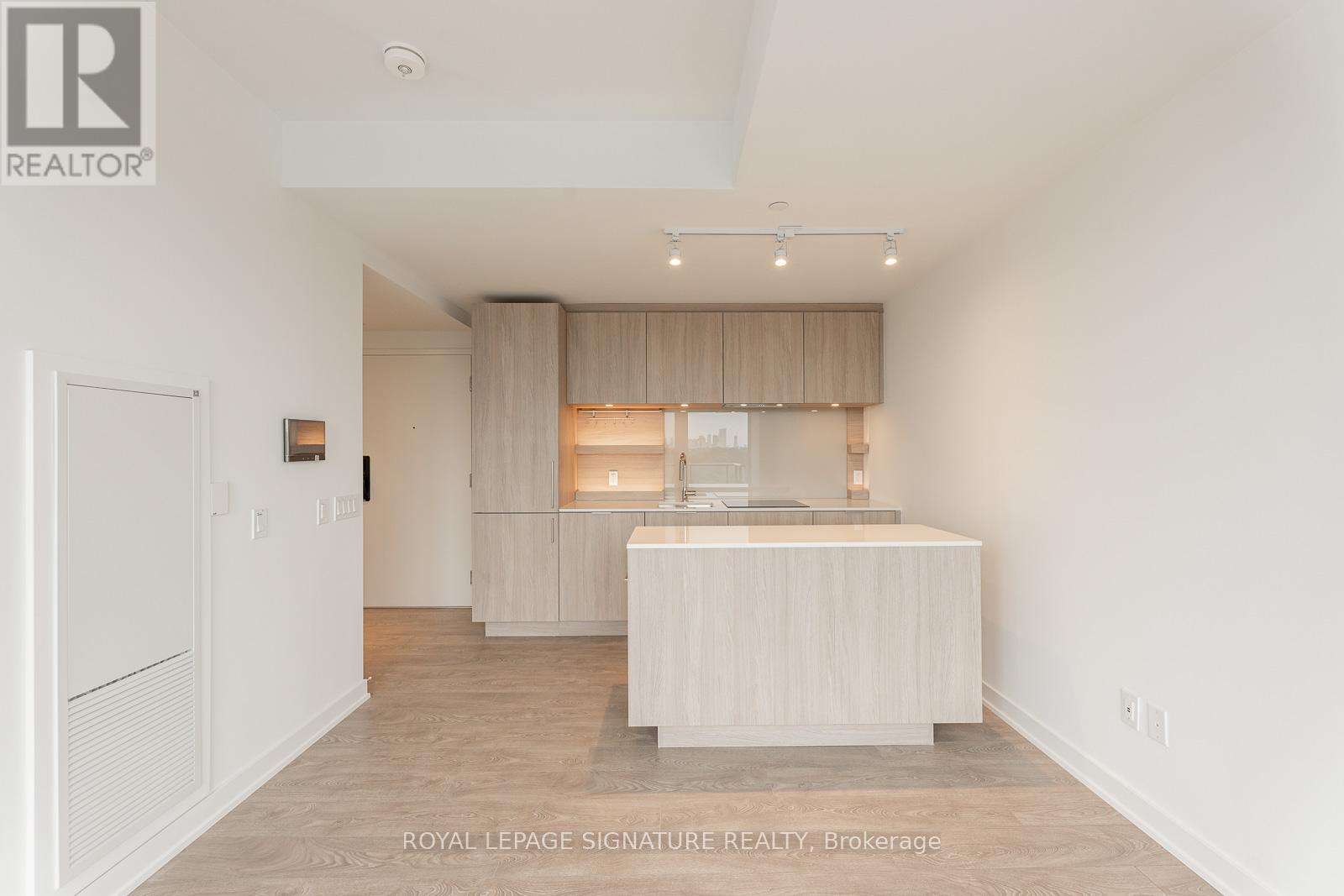 916 - 28 Ann Street, Mississauga, Ontario  L5G 0E1 - Photo 7 - W13016486