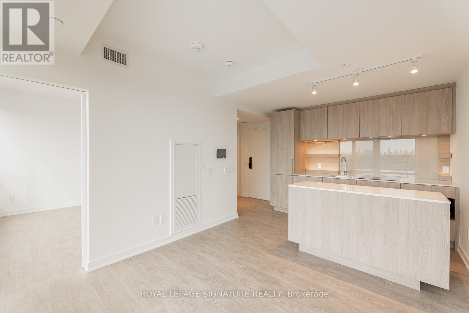 916 - 28 Ann Street, Mississauga, Ontario  L5G 0E1 - Photo 8 - W13016486