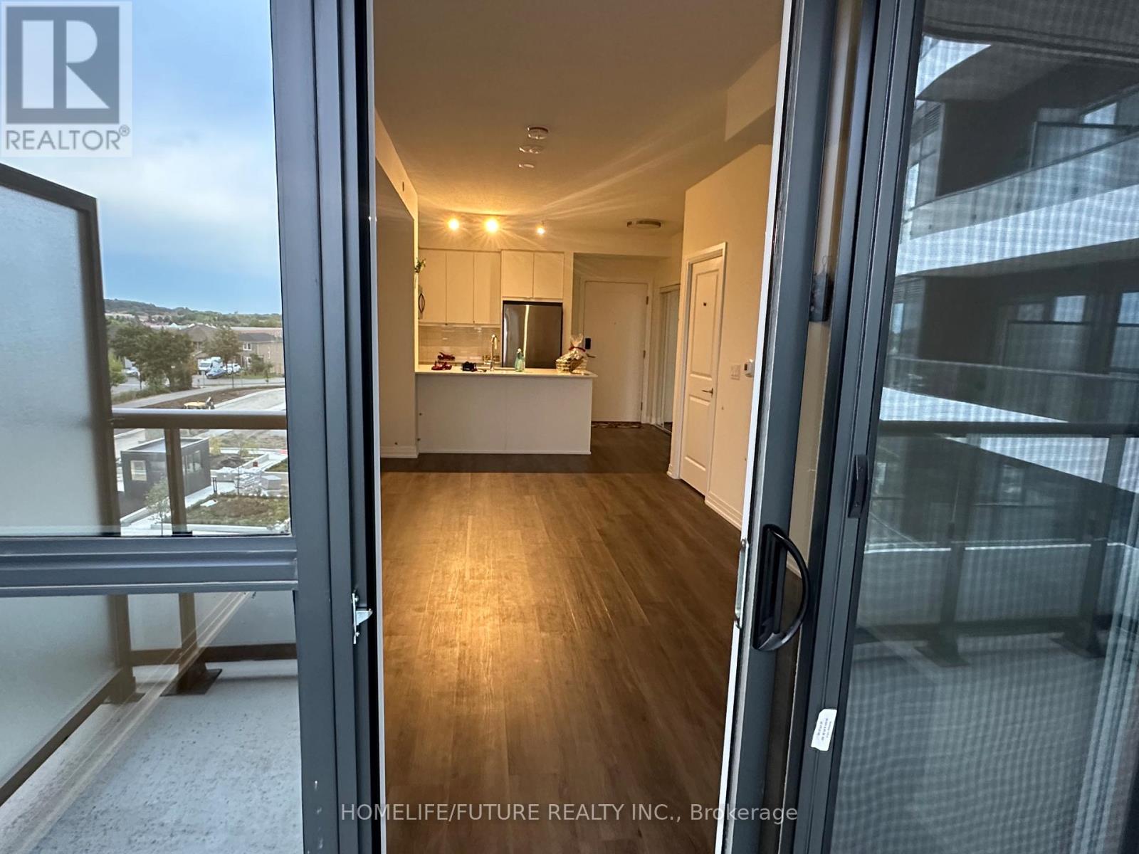 315 - 15 Watergarden Drive, Mississauga, Ontario  L5R 0H4 - Photo 9 - W13016488