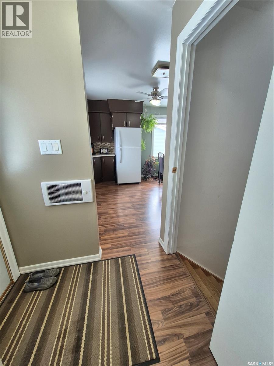309 Frederick Street, Ogema, Saskatchewan  S0C 1Y0 - Photo 14 - SK033314
