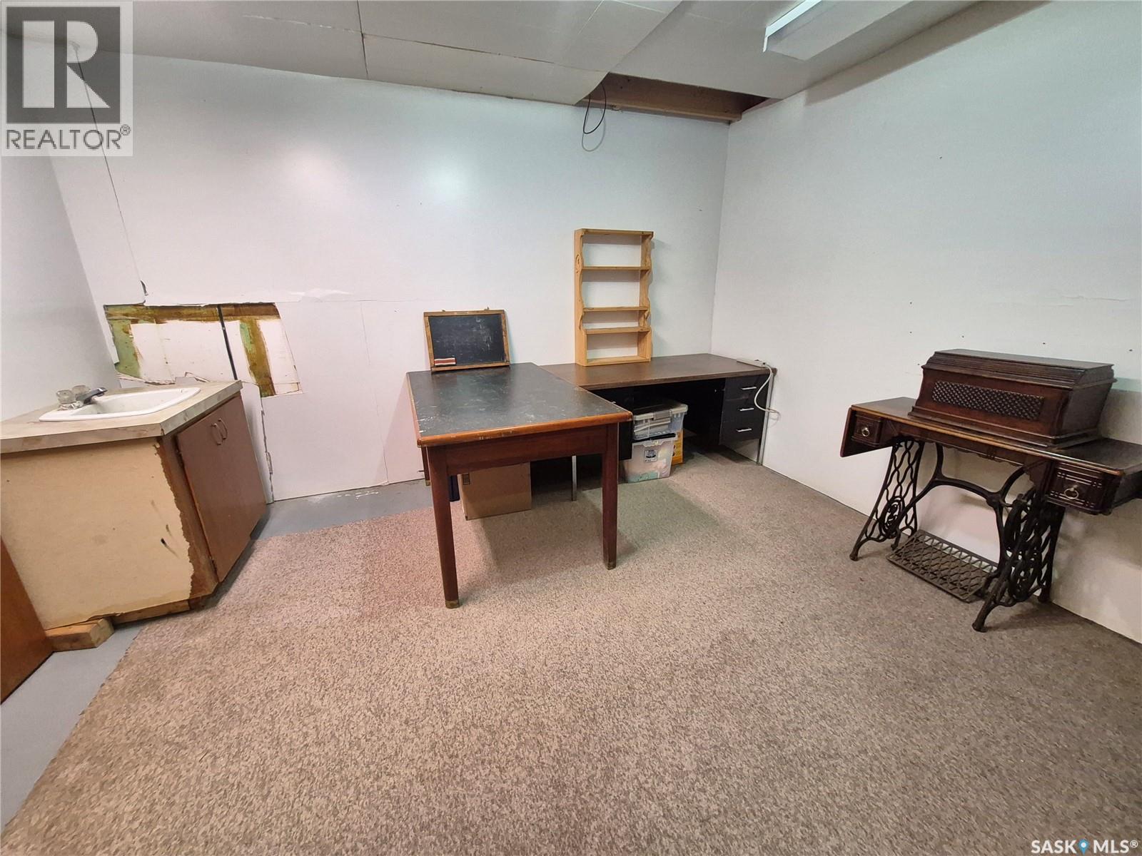 309 Frederick Street, Ogema, Saskatchewan  S0C 1Y0 - Photo 32 - SK033314