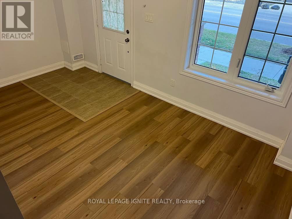 636 Linden Drive, Cambridge, Ontario  N3H 0C9 - Photo 3 - X13016476