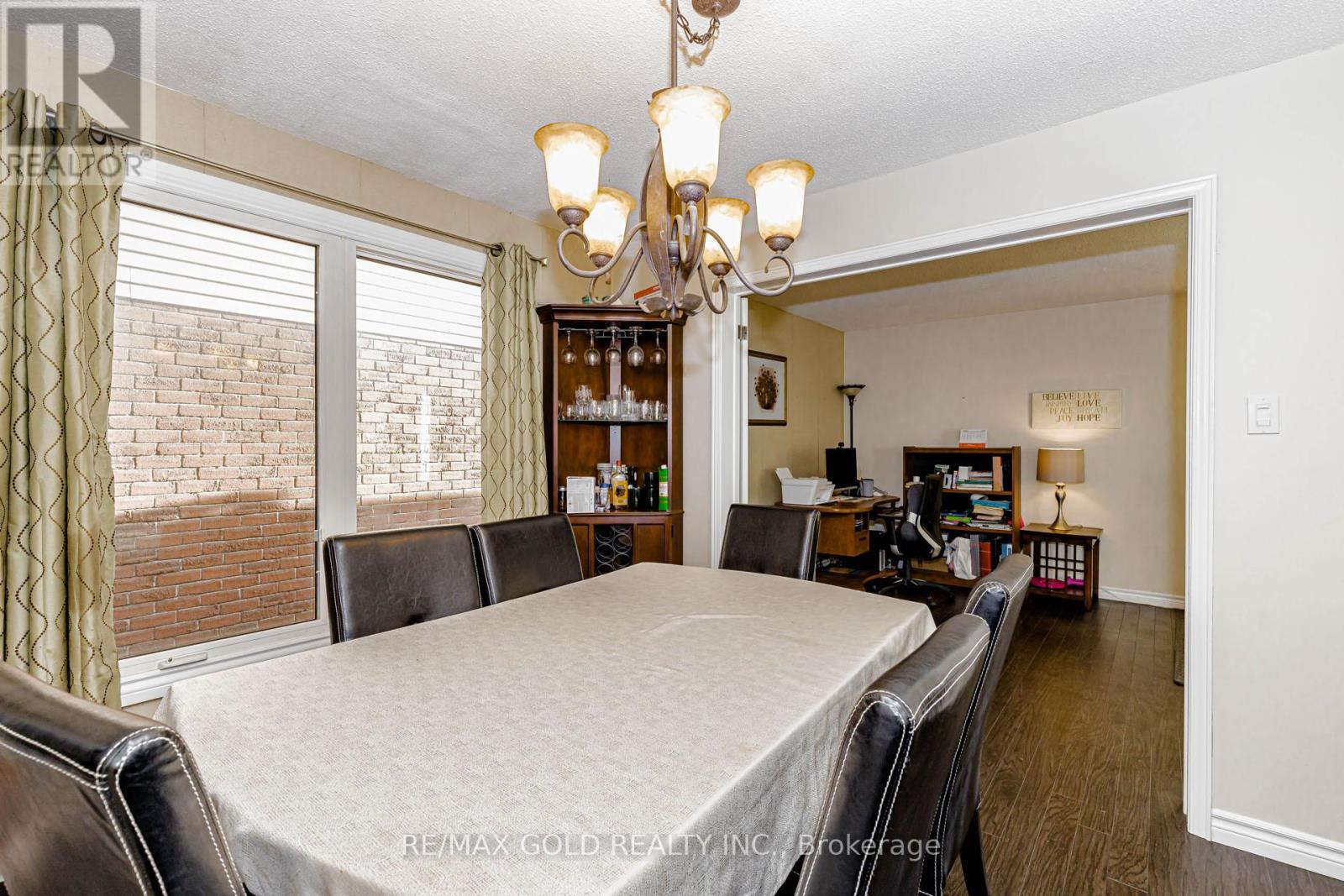 6 Nutmeg Street, Brampton, Ontario  L6S 4A8 - Photo 15 - W13016060