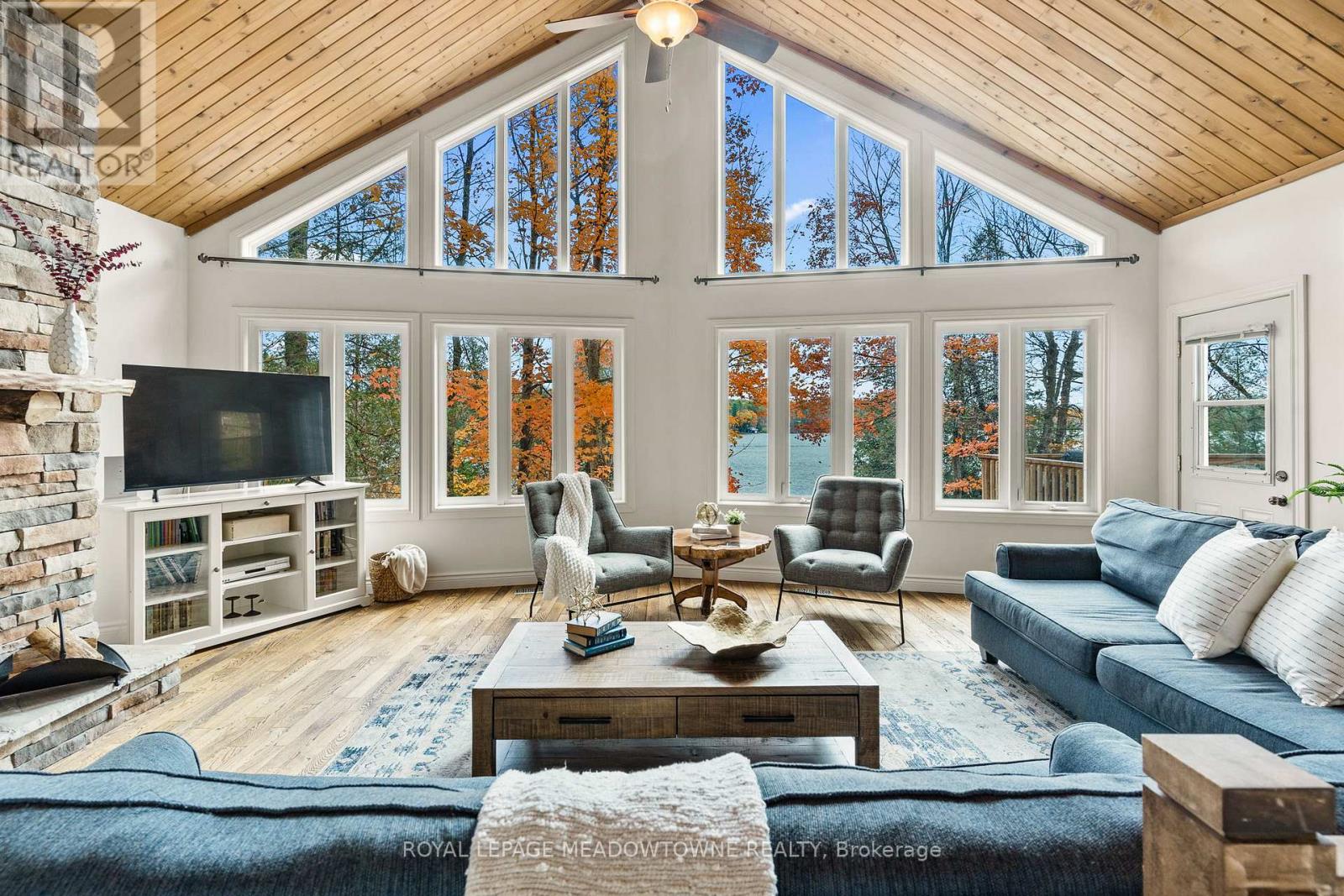 1658 Hospitality Road, Minden Hills, Ontario  K0M 2K0 - Photo 19 - X12860346