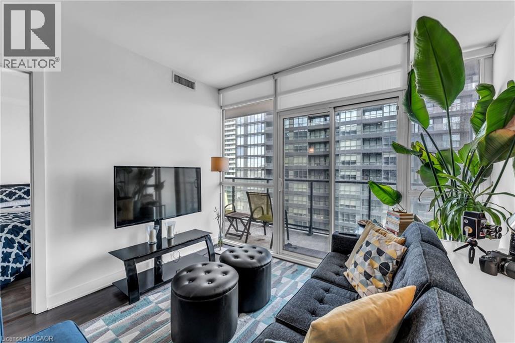 169 Fort York Boulevard Unit# 1008, Toronto, Ontario  M5V 0C8 - Photo 7 - 40816086