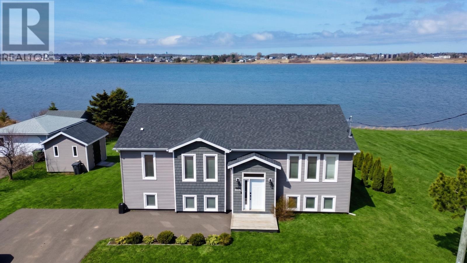 40 Bayside Road, Summerside, Prince Edward Island  C1N 4J9 - Photo 2 - 202602184