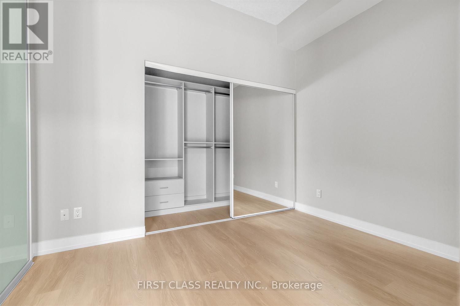 216 - 169 Fort York Boulevard, Toronto, Ontario  M5V 0C8 - Photo 17 - C12898070