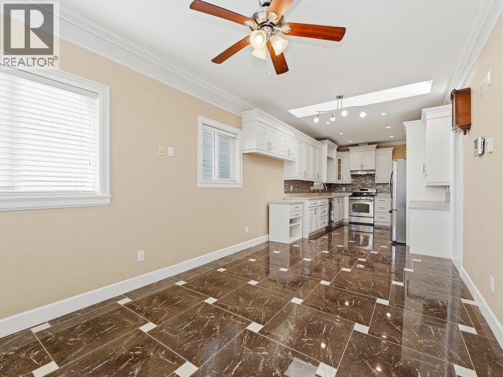 6080 Mckee Street, Burnaby, British Columbia  V5J 2V5 - Photo 16 - R3112997