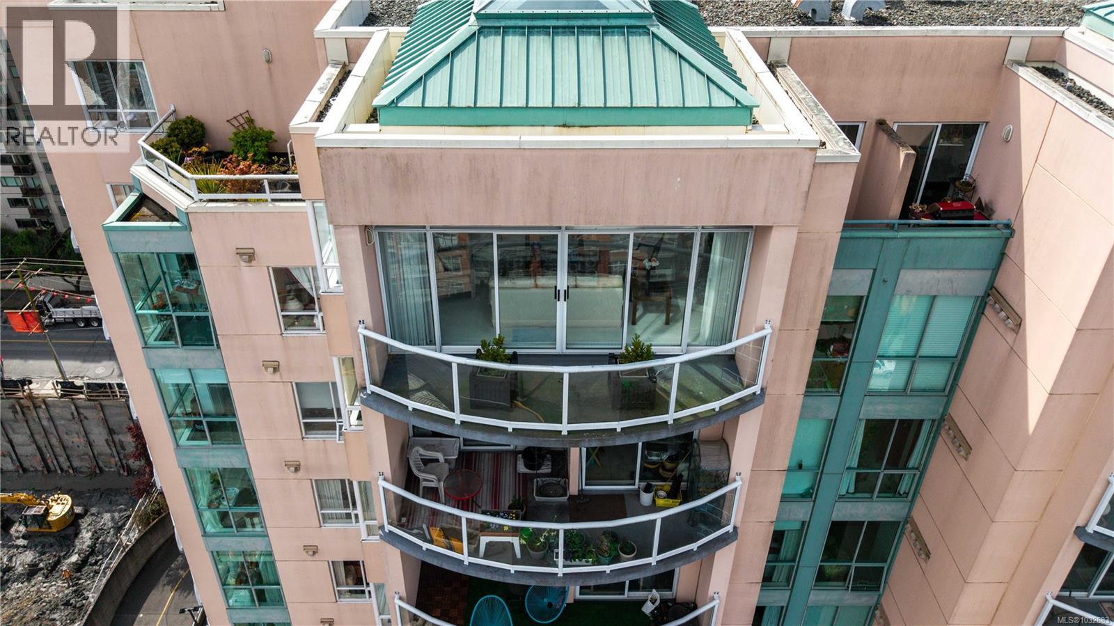 1703 1020 View St, Victoria, British Columbia  V8V 4Y4 - Photo 10 - 1032683